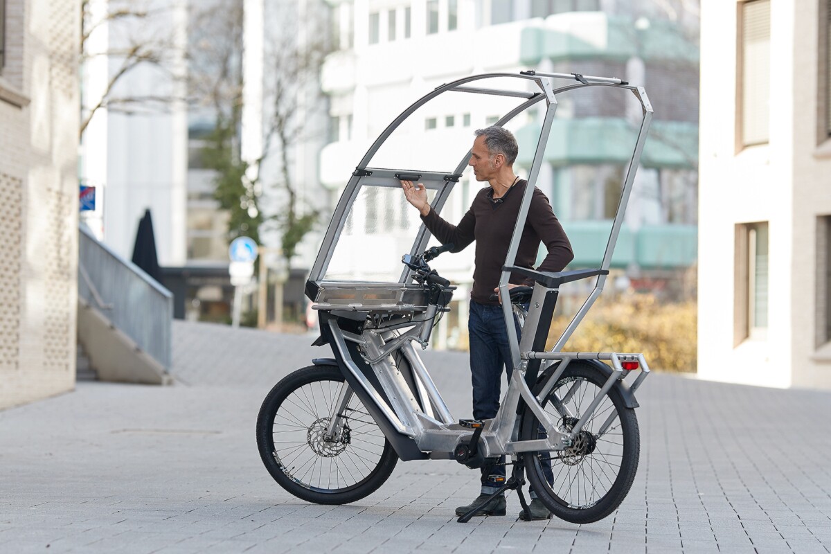 E bike with cover deals